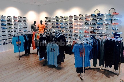 Locale commerciale in Affitto