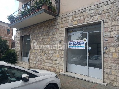 Locale commerciale in Affitto
