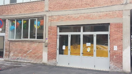 Locale commerciale in Affitto
