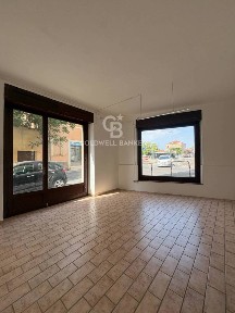 Locale commerciale in Affitto
