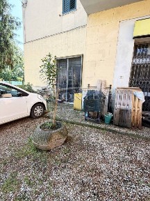 Negozio - Locale commerciale in Affitto