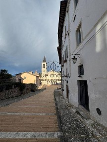 Spoleto, Via dell'Arringo