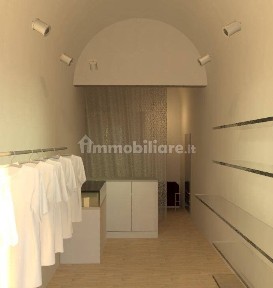 Locale commerciale in Affitto