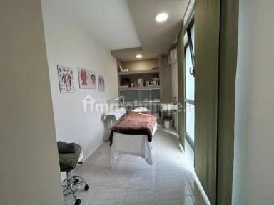 Locale commerciale in Affitto