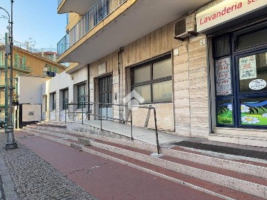 San Giorgio a Cremano, Via Lanzara, 10