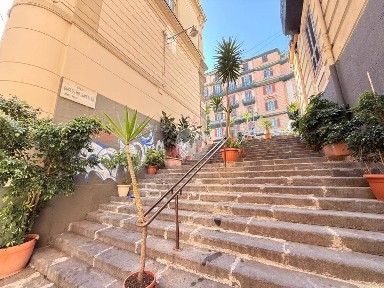 Napoli, Porto - Municipio, Rua Catalana