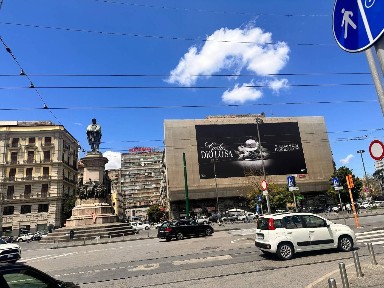 Napoli, Tribunali, Piazza Giuseppe Garibaldi