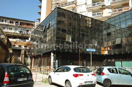 Napoli, Garibaldi - Ferrovia, Piazzetta Orticello a Loreto, 30