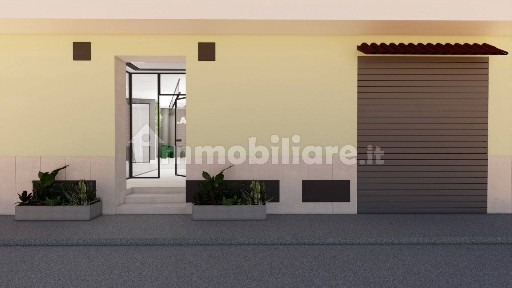 Locale commerciale in Vendita