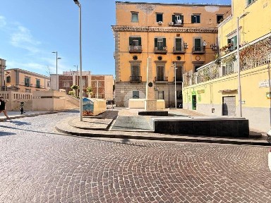 Napoli, Monte di Dio, Via Gennaro Serra