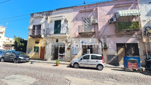Napoli, San Giovanni a Teduccio, Corso San Giovanni a Teduccio, 698
