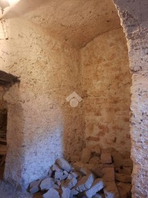 Napoli, Camaldoli, Via Nazareth, 68