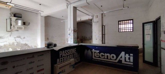 Napoli, Zona Industriale - Marina, Via Traccia a Poggioreale