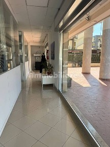 Casalnuovo di Napoli, Viale dei Tigli, 76