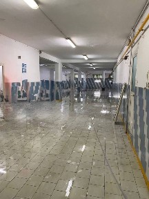 Locale commerciale in Vendita