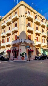 Bilocale via Pupino, 38, Borgo, Taranto