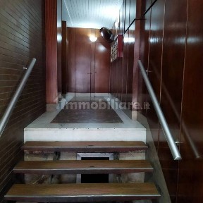 Taranto, Tre Carrare, Via Cesare Battisti, 26