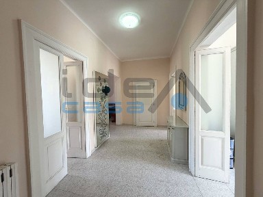 Trilocale via Duca di Genova 52, Borgo, Taranto