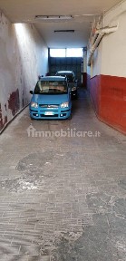 Locale commerciale in Vendita