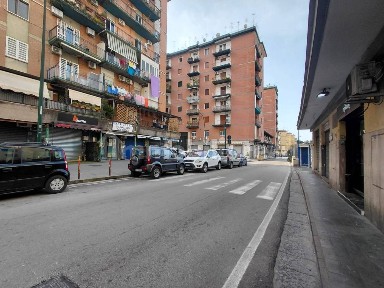 Napoli, Fuorigrotta, Via Campegna, 48