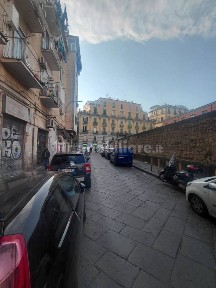 Napoli, Garibaldi - Ferrovia, Via Enrico Cosenz, 7
