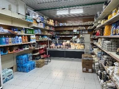 Locale commerciale in Vendita
