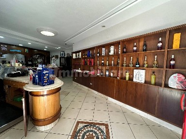 Bar in Vendita