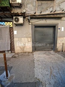 Napoli, San Carlo All'Arena, Via Bernardino Telesio, 10