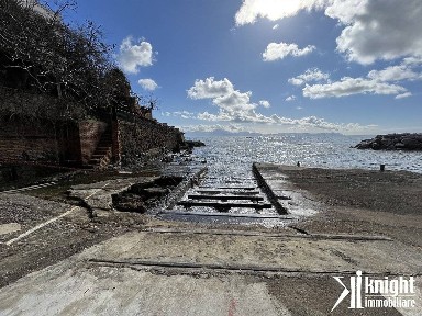 Napoli, Posillipo, Via Posillipo, 34