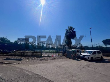 Attività commerciale in Vendita