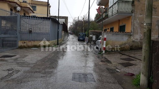 Locale commerciale in Vendita