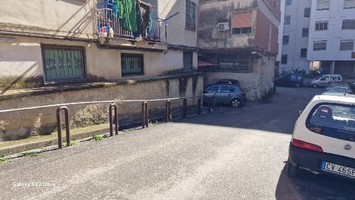 Locale commerciale in Vendita