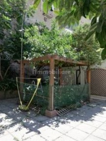 Napoli, Mergellina - Piedigrotta, Via Piedigrotta, 36