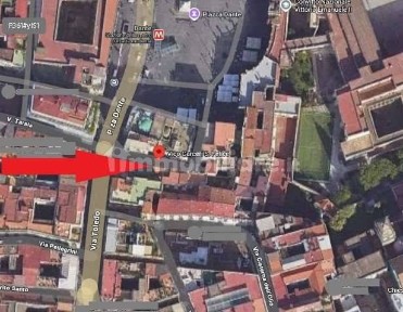 Napoli, Centro Storico, Vico Carceri S. Felice, Napoli NA, Italia, 25