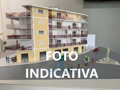 Locale commerciale in Vendita