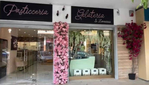 Attività commerciale in Vendita