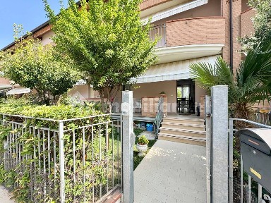 Villa a schiera via Grosseto 16, Centro, Giulianova