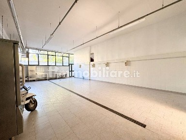 Magazzino - Deposito in Vendita