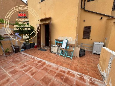 Rosignano Marittimo, Via Enrico De Nicola, 4