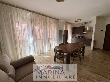 Agenzia immobiliare in Affitto