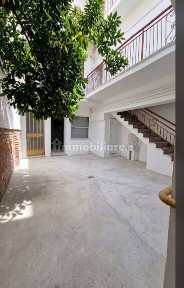 Terratetto unifamiliare 430 m², da ristrutturare, Via Taverna - Ospedale, Piacenza