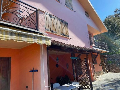 Villa unifamiliare, buono stato, 380 m², Centro, Aritzo