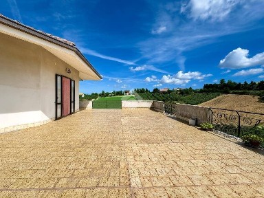 Terratetto unifamiliare Contrada Colle Sant'Antonio 83, Bucchianico