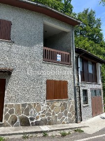 Terratetto unifamiliare 65 m², buono stato, Bobbio