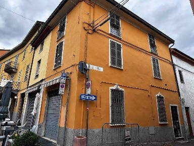 Ponte dell'Olio, Via Vittorio Veneto