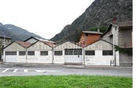 Negozio all'asta via des Alpes 11, Verrès