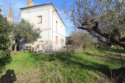 Fossacesia, Via Sp Mediana, 51