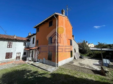Terratetto plurifamiliare via casa mazzi, Vicobarone, Ziano Piacentino