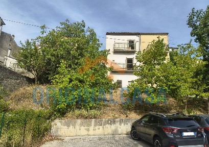 Terratetto unifamiliare via Fontana, Borrello