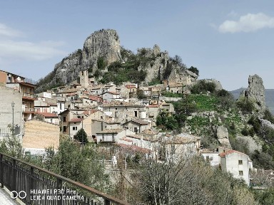 Terratetto unifamiliare Vico 2 Orientale, Pennadomo